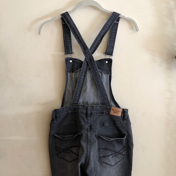 Size 2 black denim overalls - Picture 2 of 7